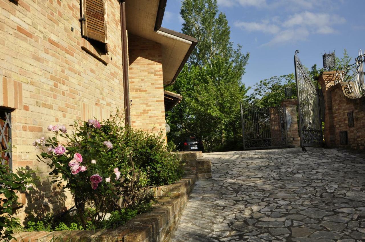 Luci Sui Monti Bed & Breakfast ซาร์นาโน ภายนอก รูปภาพ